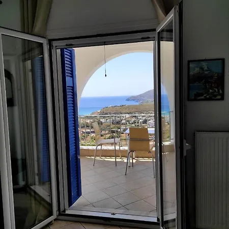Helen Hébergement de vacances Áyios Pétros
